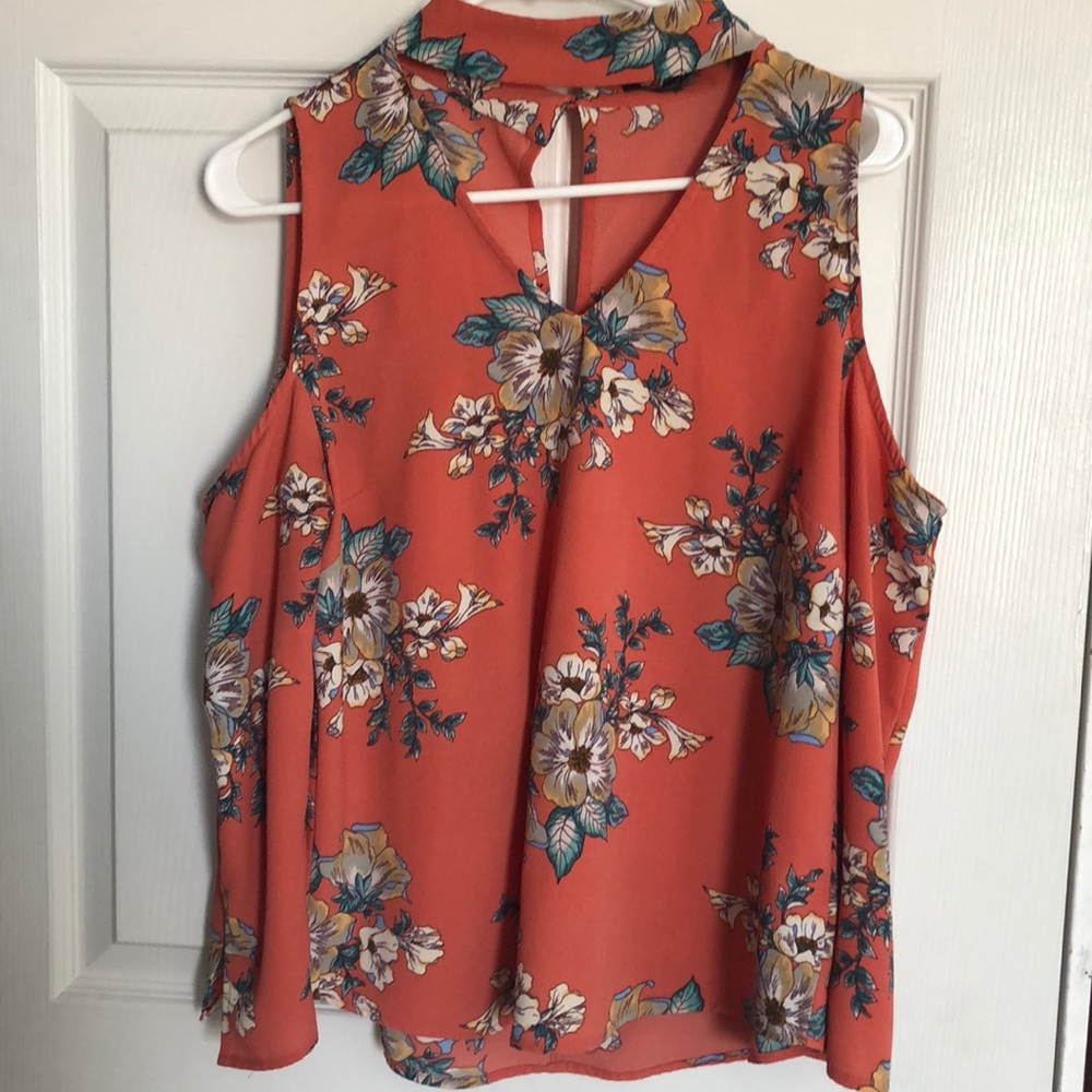 Floral print Open Shoulder Shirt